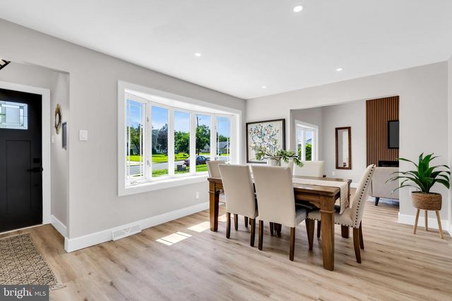 103 CARVER DR, Wenonah, NJ 08090
