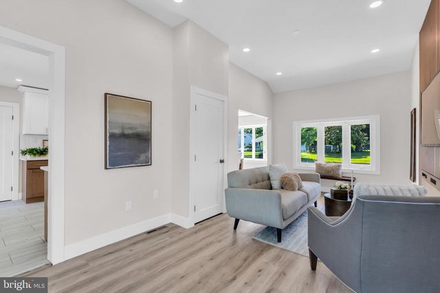 103 CARVER DR, Wenonah, NJ 08090