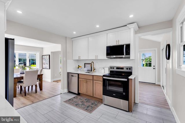 103 CARVER DR, Wenonah, NJ 08090