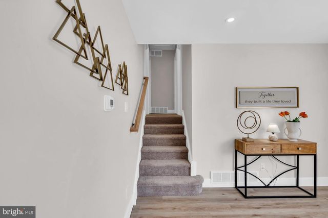 103 CARVER DR, Wenonah, NJ 08090