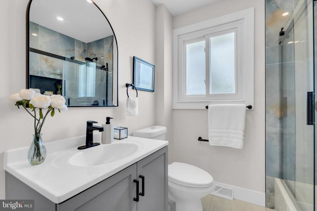 103 CARVER DR, Wenonah, NJ 08090