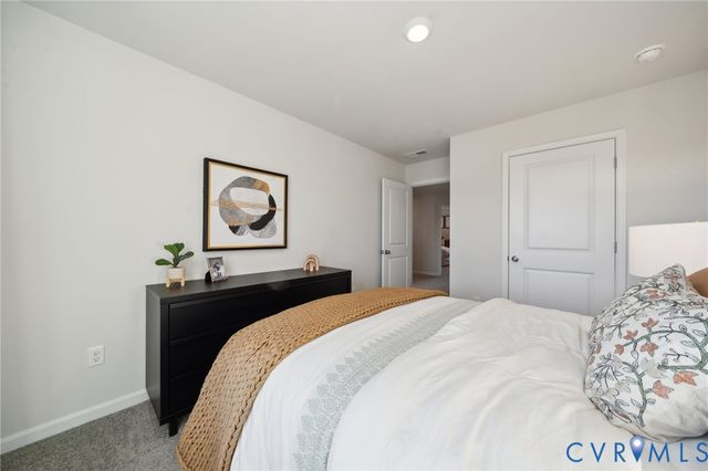 7024 Spike Rush Ct, New Kent, VA 23124