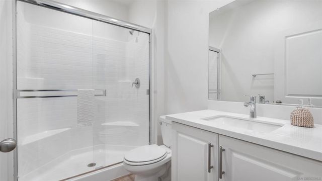 329 Ocotillo Gl, Escondido, CA 92025