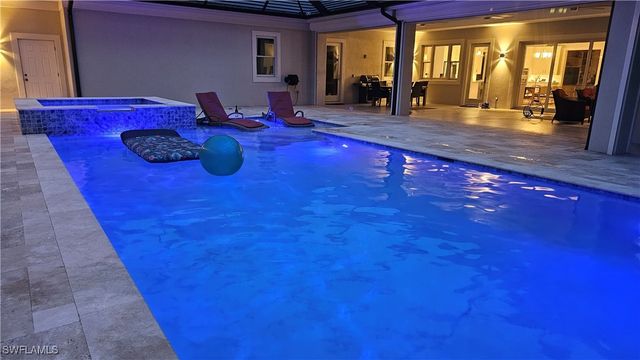 4885 Tamarind Ridge DR, Naples, FL 34119