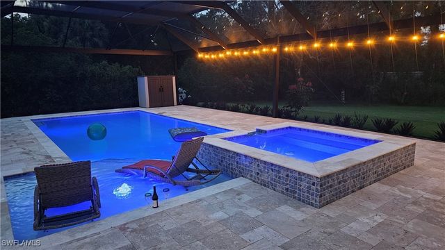 4885 Tamarind Ridge DR, Naples, FL 34119