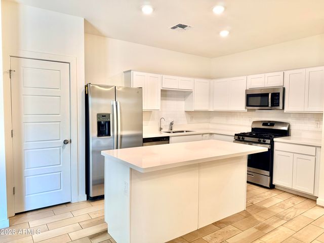 948 E WILEY Way, Casa Grande, AZ 85122