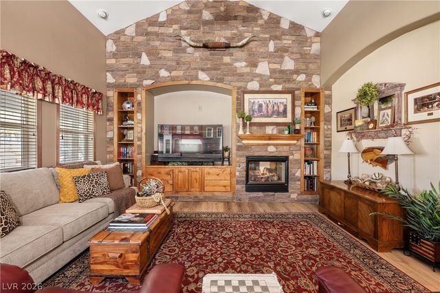 10080 West Tropical Parkway, Las Vegas, NV 89149