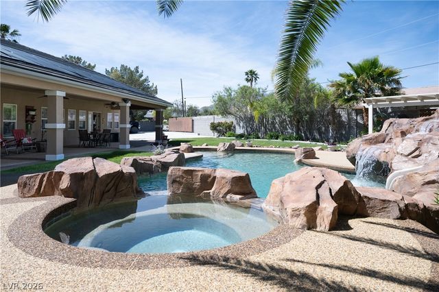 10080 West Tropical Parkway, Las Vegas, NV 89149