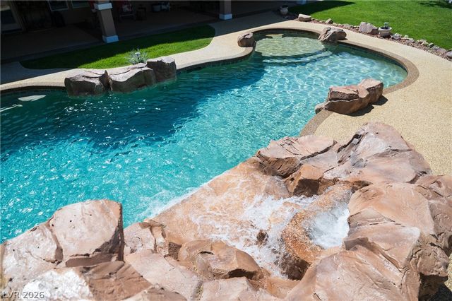 10080 West Tropical Parkway, Las Vegas, NV 89149