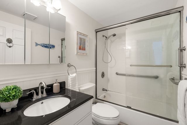 20 N Stone Mill Dr 1026, Dedham, MA 02026