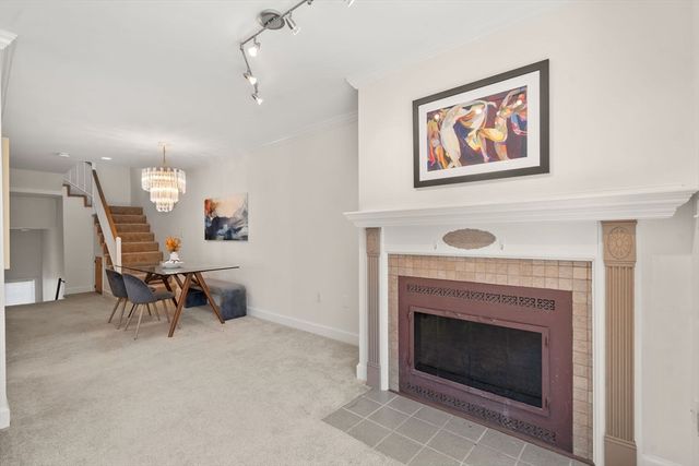 20 N Stone Mill Dr 1026, Dedham, MA 02026