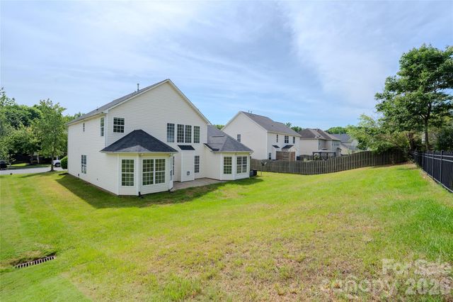 6002 Brook Valley Run, Monroe, NC 28110