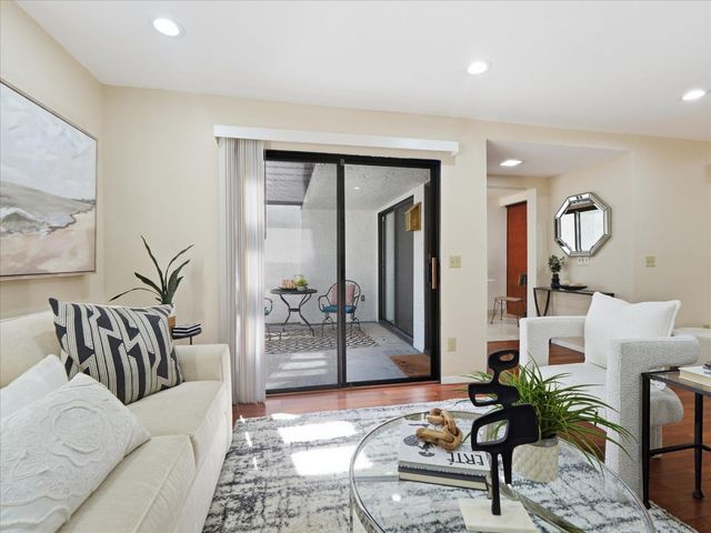 19811 Portal Plaza, Cupertino, CA 95014