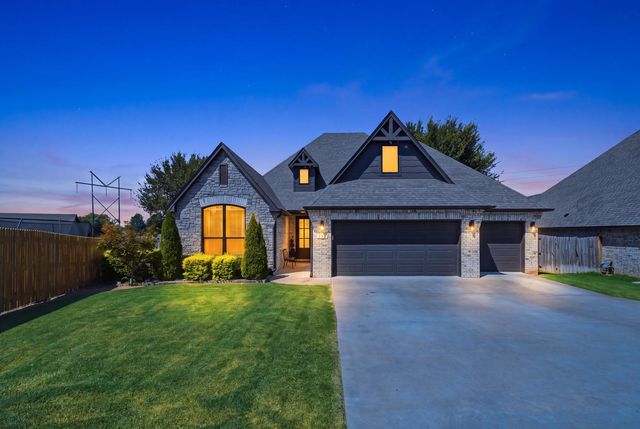 702 N 86th Street, Broken Arrow, OK 74014