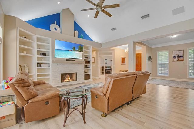 4923 NW 62ND STREET, Gainesville, FL 32653