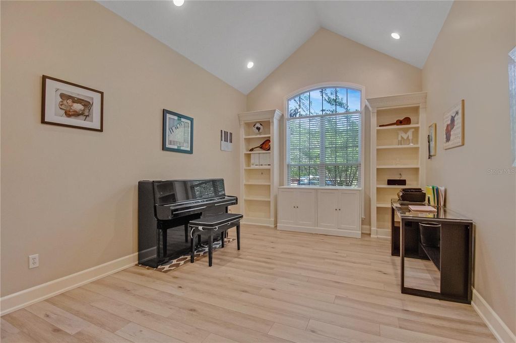 Image 18 of property listing at 4923 NW 62ND STREET, Gainesville, FL 32653