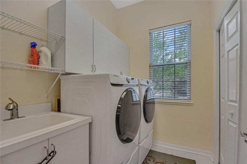 Image 36 of property listing at 4923 NW 62ND STREET, Gainesville, FL 32653