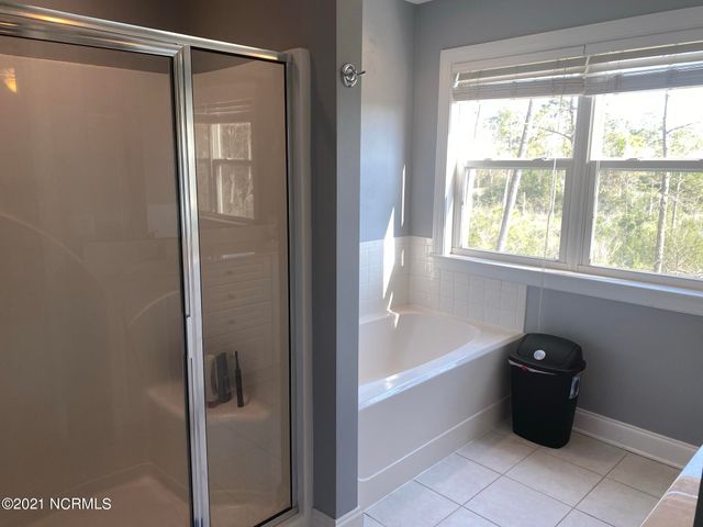 213 River Gate Lane, Wilmington, NC 28412