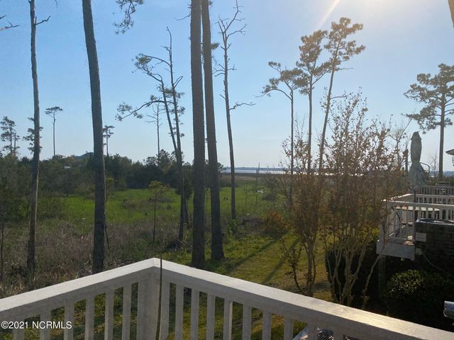 213 River Gate Lane, Wilmington, NC 28412