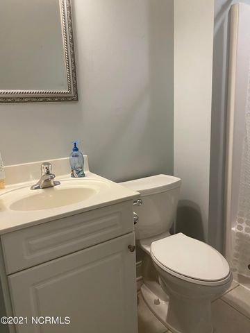 213 River Gate Lane, Wilmington, NC 28412