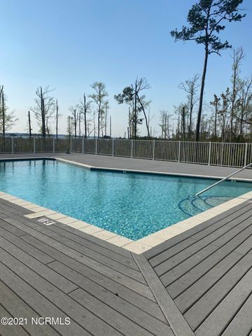 213 River Gate Lane, Wilmington, NC 28412