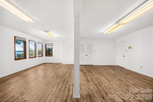 3960 Burton Lane, Denver, NC 28037