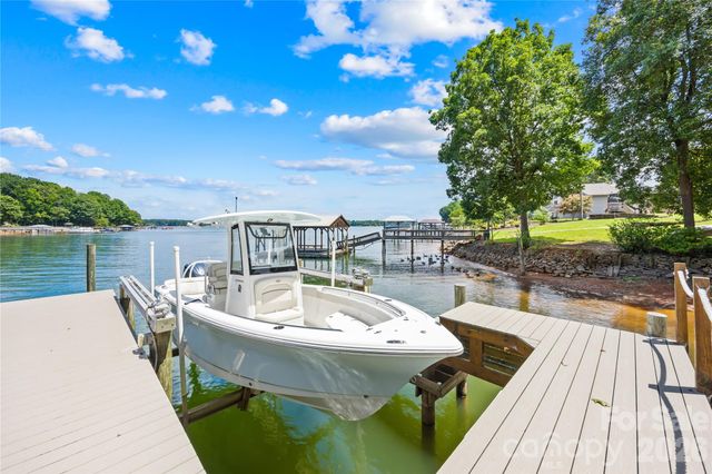 3960 Burton Lane, Denver, NC 28037