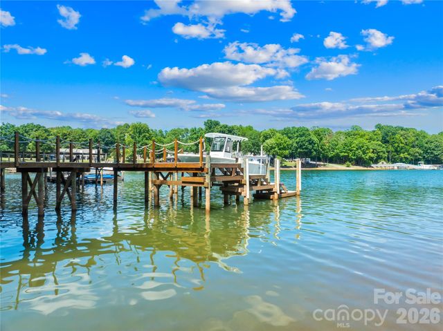 3960 Burton Lane, Denver, NC 28037