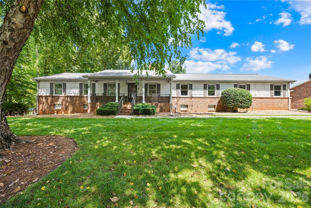 3960 Burton Lane, Denver, NC 28037