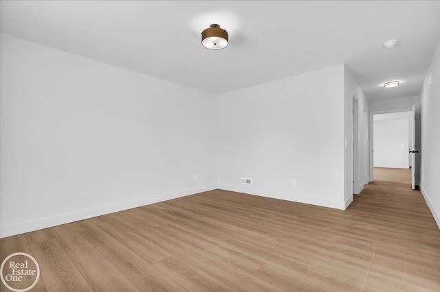 252 Shelldrake Lane, Saint Clair, MI 48079