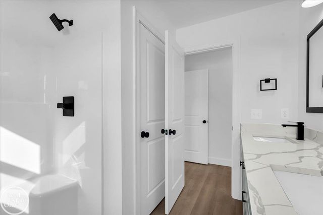 252 Shelldrake Lane, Saint Clair, MI 48079