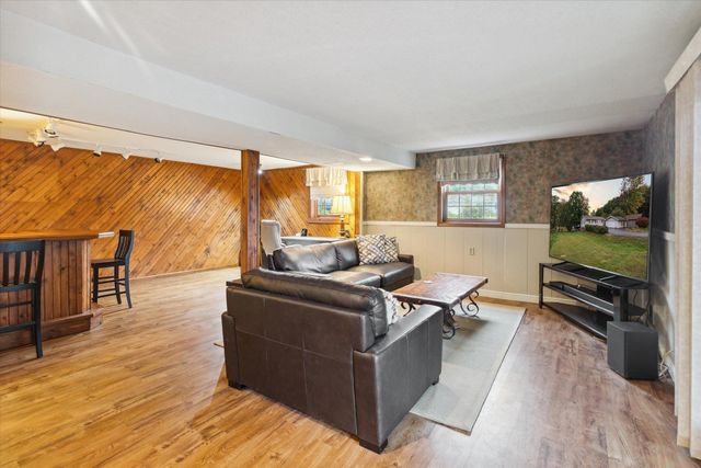 1132 Clubhouse Drive, Lake Isabella, MI 48893