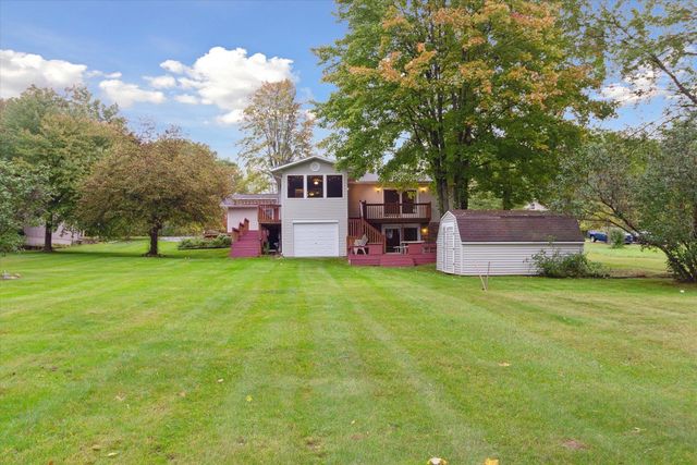 1132 Clubhouse Drive, Lake Isabella, MI 48893