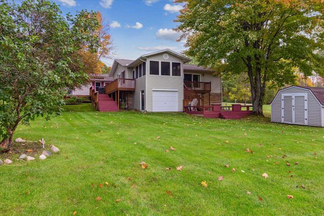 1132 Clubhouse Drive, Lake Isabella, MI 48893