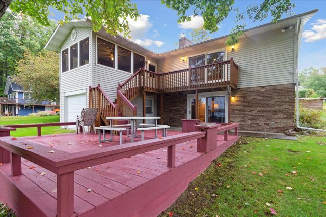 1132 Clubhouse Drive, Lake Isabella, MI 48893