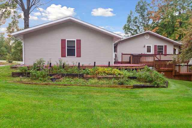1132 Clubhouse Drive, Lake Isabella, MI 48893
