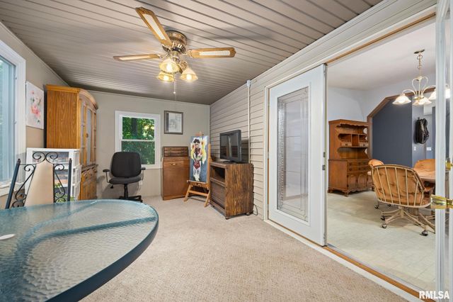 660 N PLEASANT HILL Road, East Peoria, IL 61611