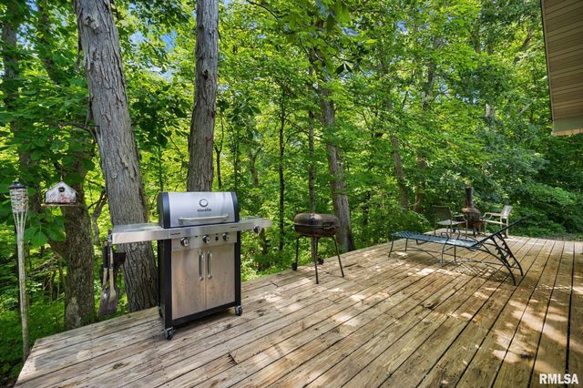 660 N PLEASANT HILL Road, East Peoria, IL 61611