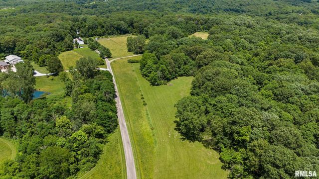 660 N PLEASANT HILL Road, East Peoria, IL 61611