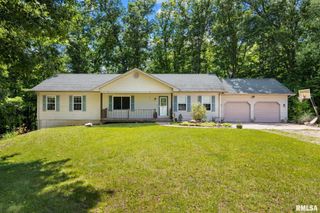 660 N PLEASANT HILL Road, East Peoria, IL 61611