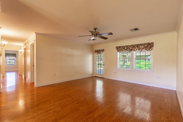 175 Lakeview Dr, Raceland, LA 70394