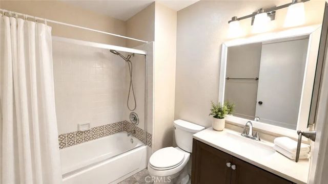 25717 Sycamore Pointe, Lake Forest, CA 92630