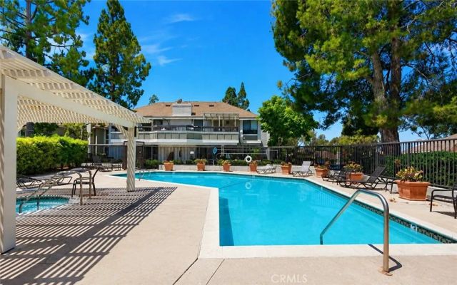 25717 Sycamore Pointe, Lake Forest, CA 92630