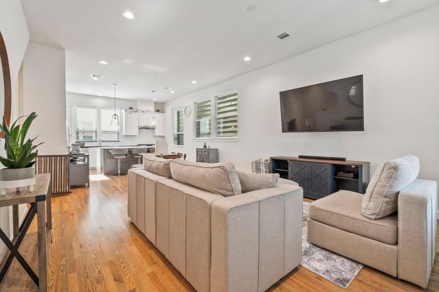 316 Jensen Drive, Houston, TX 77020