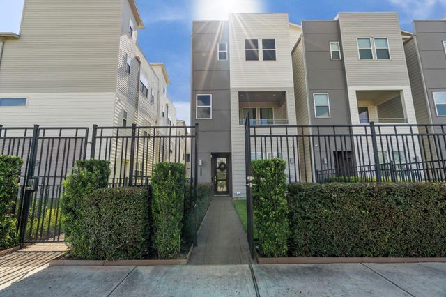 316 Jensen Drive, Houston, TX 77020