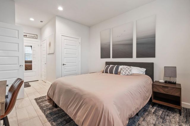 316 Jensen Drive, Houston, TX 77020