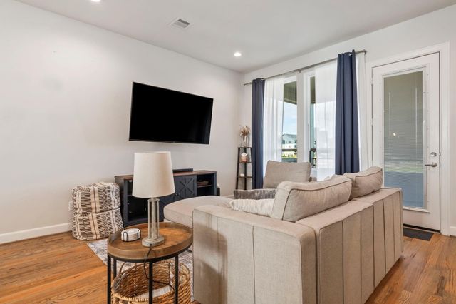 316 Jensen Drive, Houston, TX 77020