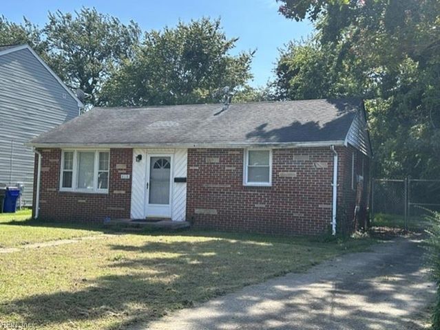 813 Johnstons RD, Norfolk, VA 23513