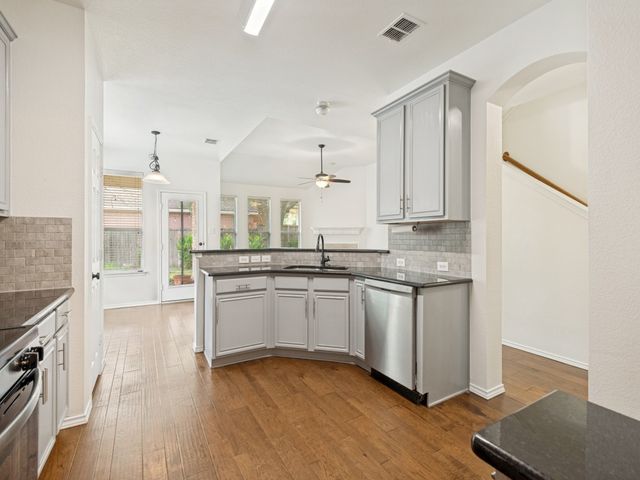 8713 Nairn Street, Rowlett, TX 75089