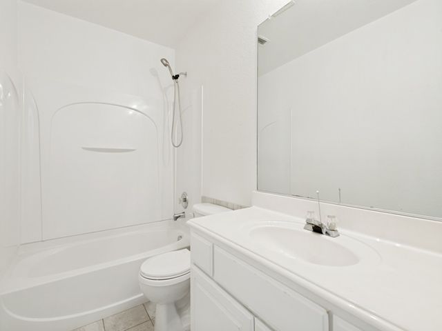 8713 Nairn Street, Rowlett, TX 75089